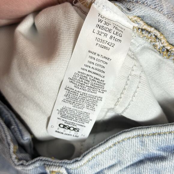 ASOS Tapered High Rise Mom Jeans Womens Light Wash Denim 30x32 - Picture 12 of 12